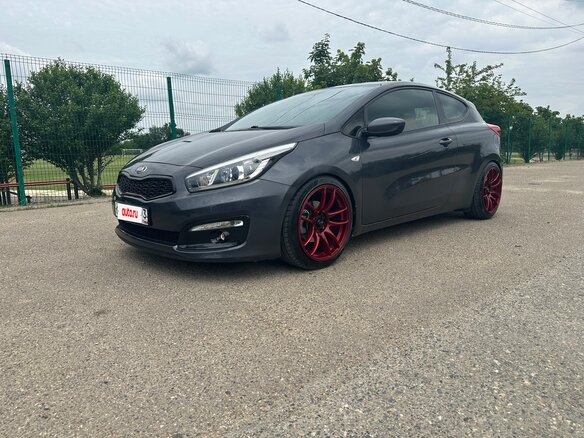 2016 Kia Ceed II Рестайлинг, серый, 990000 рублей