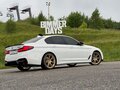 2018 BMW 5 серии 540i xDrive VII (G30/G31/G38), белый - вид 1