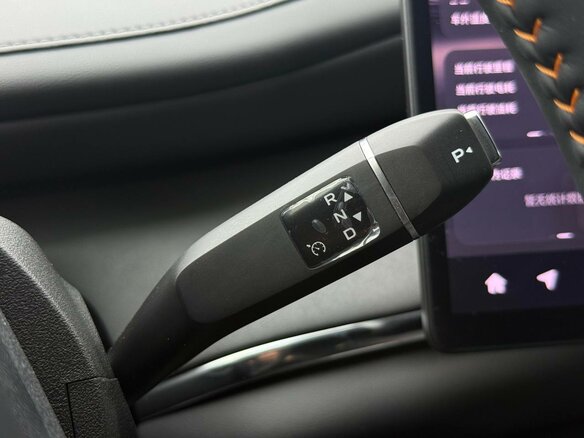 2026 Changan Qiyuan Q07 31.7 kWh, чёрный - вид 39