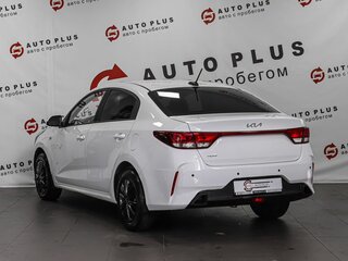 2021 Kia Rio IV Рестайлинг, белый, 1349000 рублей, вид 2