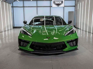 2026 Chevrolet Corvette Stingray C8, зелёный, 17459133 рублей, вид 3