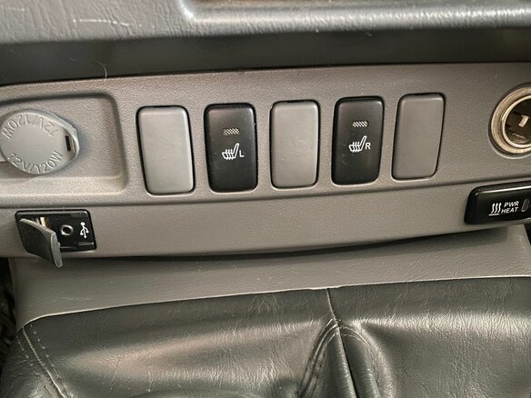 2012 Toyota Hilux VII Рестайлинг, белый, 1446000 рублей - вид 24