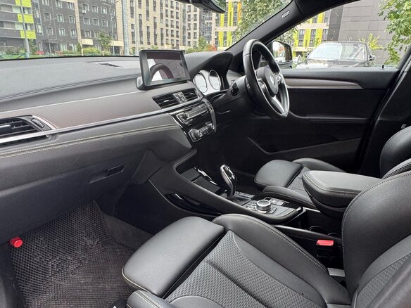 2020 BMW X2 sDrive18i I (F39), золотистый, 2350000 рублей - вид 9