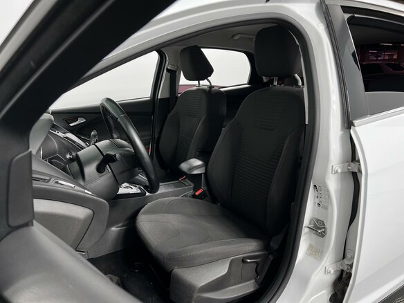 2017 Ford Focus III Рестайлинг, белый, 1275000 рублей - вид 9