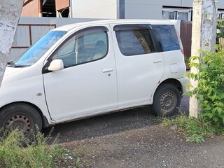 1999 Toyota FunCargo, белый, 350000 рублей, вид 4