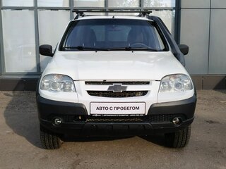 2013 Chevrolet Niva I Рестайлинг, белый, 479000 рублей, вид 3