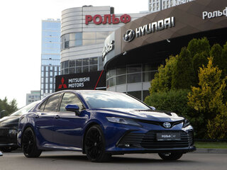 2021 Toyota Camry VIII (XV70) Рестайлинг, синий, 2660000 рублей, вид 2