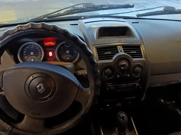 2004 Renault Megane II, чёрный, 230000 рублей - вид 8
