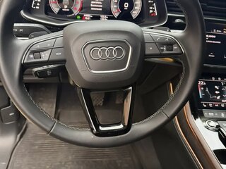 2024 Audi Q7 45 TFSI II (4M) Рестайлинг 2, чёрный, 8000000 рублей, вид 4