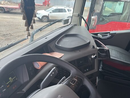 2019 Volvo FH 540, белый, 7495000 рублей, вид 5