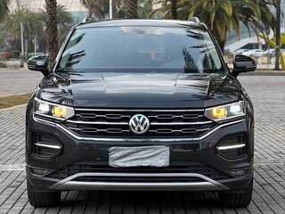 2021 Volkswagen Tayron I, чёрный, 1810000 рублей, вид 2