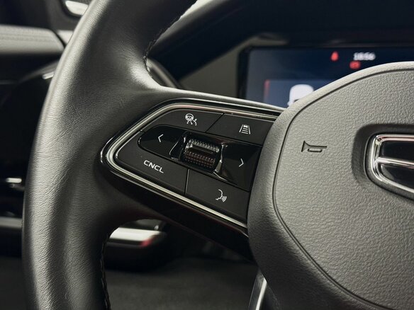 2024 Geely Monjaro I, серый, 3435000 рублей - вид 20