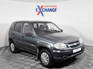 2011 Chevrolet Niva I Рестайлинг, серый, 299000 рублей, вид 3