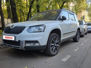 2017 Skoda Yeti I Рестайлинг, белый, 1200000 рублей, вид 1