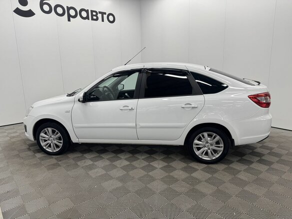 2018 Lada (ВАЗ) Granta I, белый, 775000 рублей - вид 8