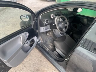 2009 Toyota Aygo I Рестайлинг, серый, 500000 рублей, вид 5