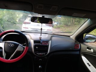 2011 Hyundai Solaris I, белый, 380000 рублей, вид 5