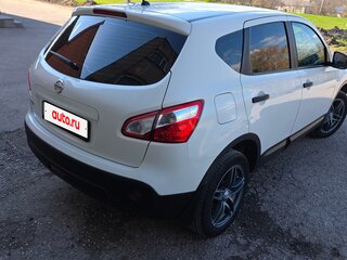 2013 Nissan Qashqai I Рестайлинг, белый, 1100000 рублей, вид 3