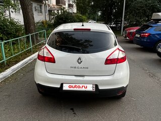 2014 Renault Megane III Рестайлинг, белый, 734999 рублей, вид 5