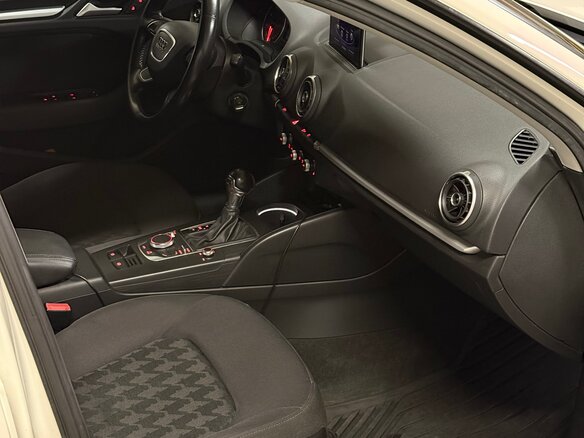2013 Audi A3 III (8V), белый, 1350000 рублей - вид 6