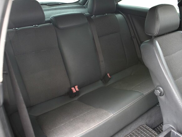 2008 Opel Astra GTC H Рестайлинг, бежевый, 450000 рублей - вид 12