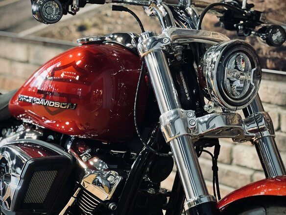 2025 Harley-Davidson Breakout, пурпурный, 3300000 рублей - вид 3