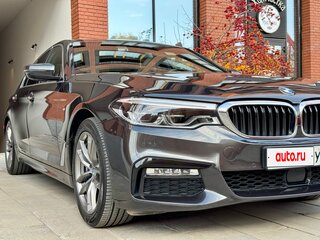 2017 BMW 5 серии 530i xDrive VII (G30/G31/G38), белый, 4350000 рублей, вид 4