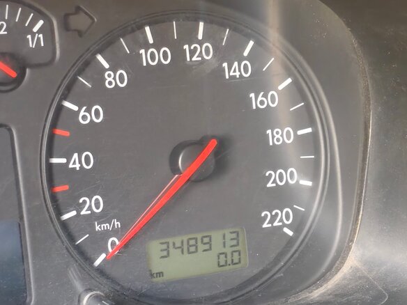 2002 Volkswagen Multivan T4, серебристый, 1050000 рублей - вид 8