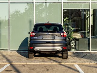 2017 Ford Kuga II Рестайлинг, серый, 1395000 рублей, вид 5