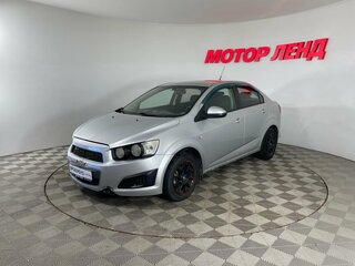 2012 Chevrolet Aveo II, серебристый, 515000 рублей, вид 1