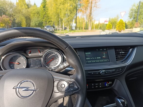 2021 Opel Insignia II Рестайлинг, чёрный, 1550000 рублей - вид 11