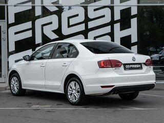 2014 Volkswagen Jetta VI, белый, 810000 рублей, вид 2