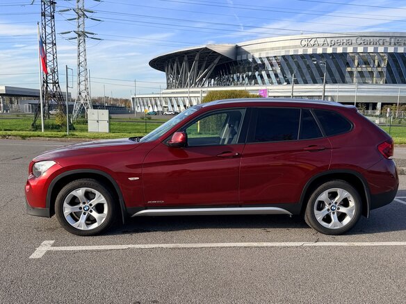 2012 BMW X1 20i I (E84), красный, 1690000 рублей - вид 6