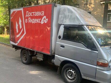 2012 Hyundai Porter, серебристый, 340000 рублей, вид 2