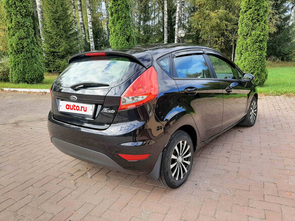 2012 Ford Fiesta Mk6, чёрный - вид 5