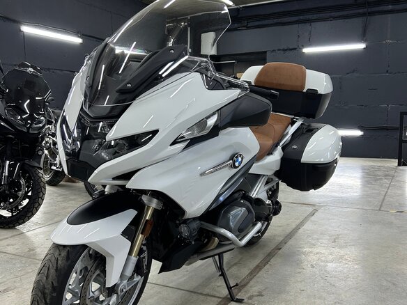 2021 BMW R 1250 RT, белый, 2230000 рублей - вид 1