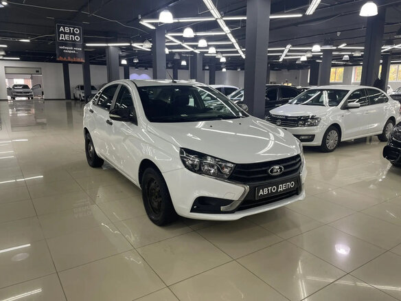 2017 Lada (ВАЗ) Vesta I, белый, 510000 рублей - вид 2