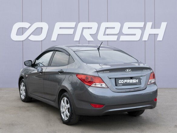 2013 Hyundai Solaris I, серый, 859000 рублей - вид 1