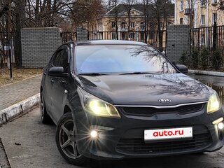 2020 Kia Rio IV, чёрный, 1390000 рублей, вид 3