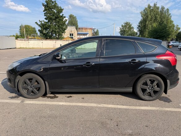 2014 Ford Focus III, чёрный, 740000 рублей - вид 3
