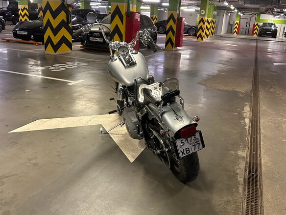 2004 Harley-Davidson Softail Standard, серебристый, 720000 рублей - вид 8