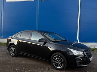 2013 Chevrolet Cruze I Рестайлинг, чёрный, 780000 рублей, вид 4
