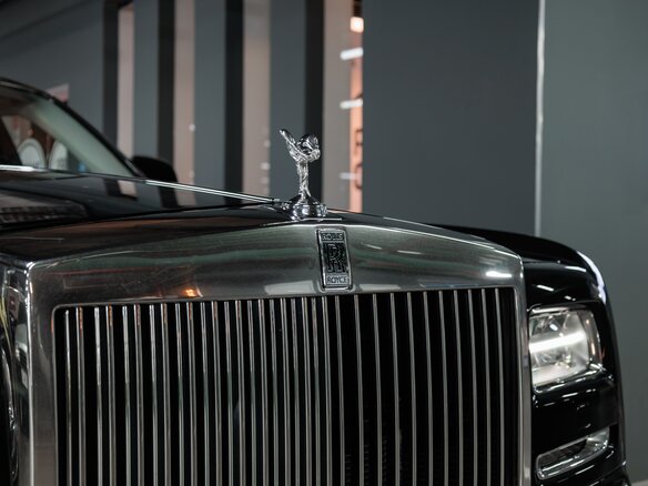 2013 Rolls-Royce Phantom VII Рестайлинг (Series II), чёрный - вид 4