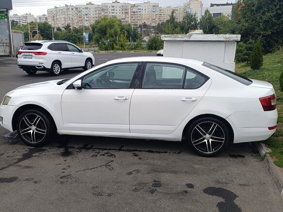 2014 Skoda Octavia III (A7), жёлтый, 420000 рублей - вид 6