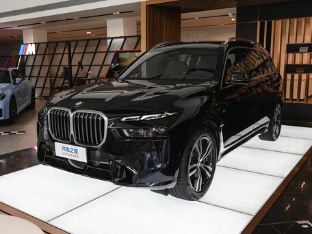BMW X7 I (G07) Рестайлинг