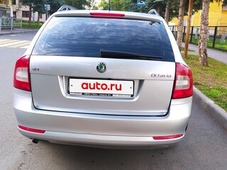 2012 Skoda Octavia II (A5) Рестайлинг, серебристый, 950000 рублей, вид 4
