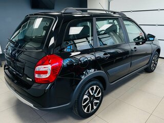 2026 Lada (ВАЗ) Granta Cross I Рестайлинг, чёрный, 1196000 рублей, вид 4