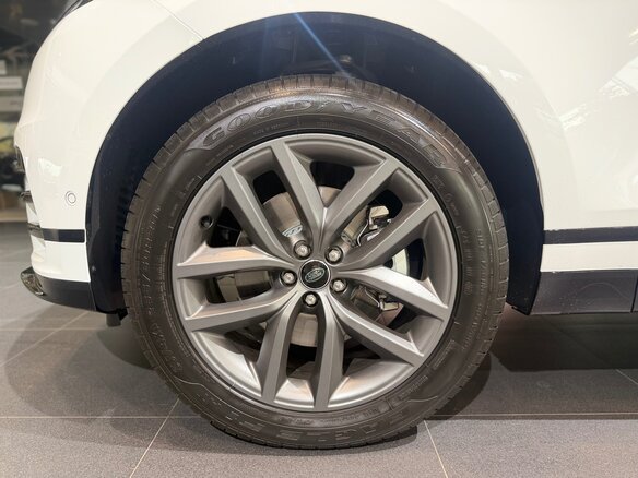 2025 Land Rover Range Rover Velar I Рестайлинг, белый, 8990000 рублей - вид 23