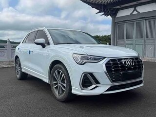 2022 Audi Q3 35 TFSI II (F3), белый, 2620000 рублей, вид 3