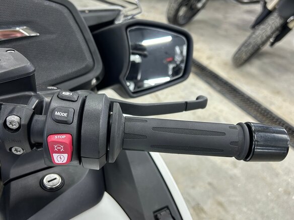 2021 BMW R 1250 RT, белый, 2230000 рублей - вид 12